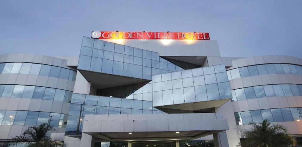 Hotel Golden 3*